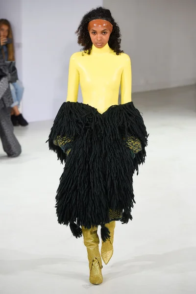Look 6